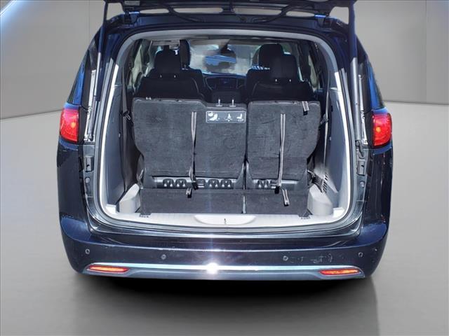 used 2017 Chrysler Pacifica car, priced at $13,995