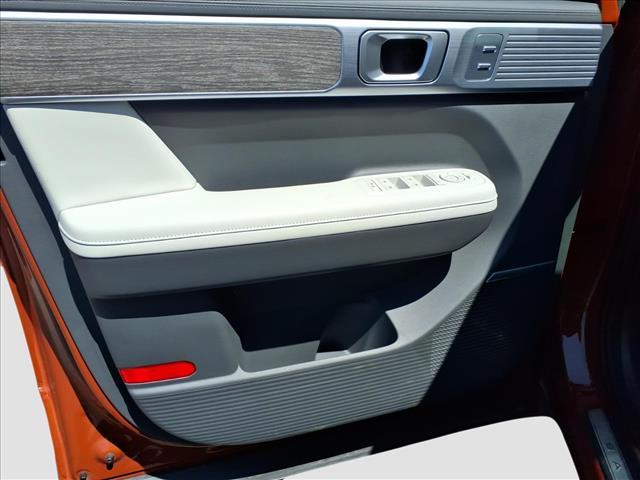 used 2024 Hyundai Santa Fe car, priced at $39,995