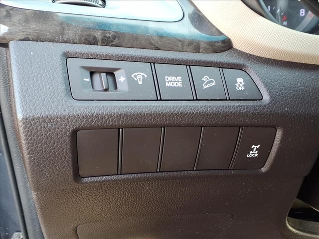 used 2018 Hyundai Santa Fe Sport car, priced at $15,995