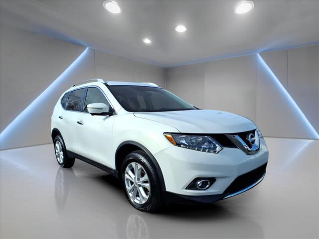 used 2014 Nissan Rogue car, priced at $10,995