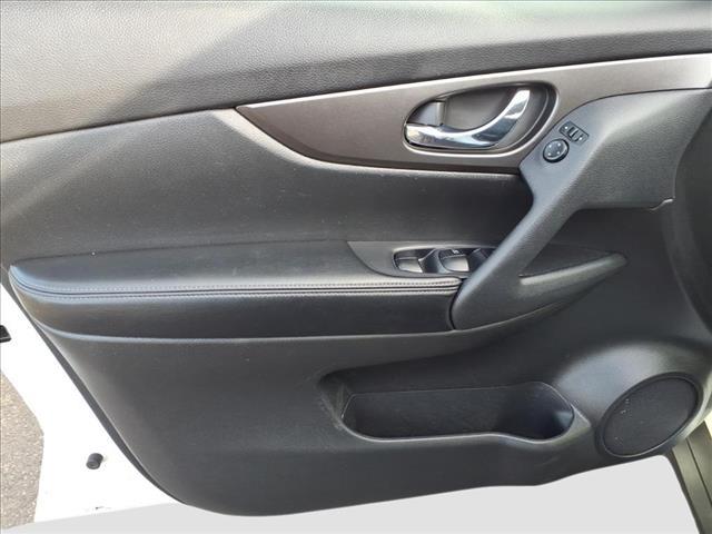 used 2014 Nissan Rogue car, priced at $10,995