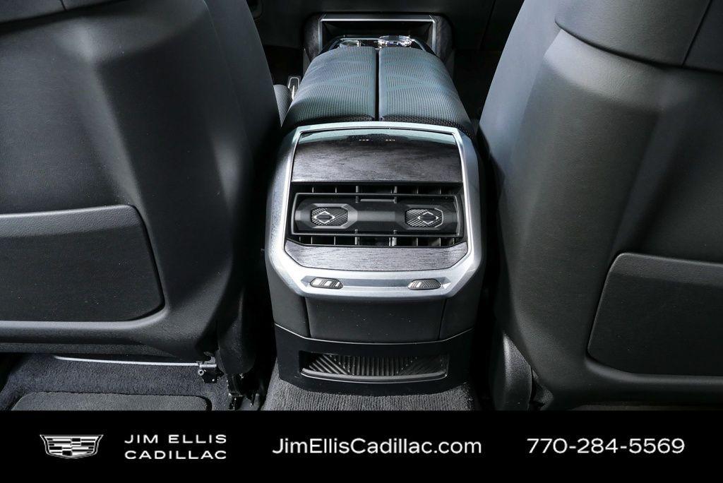 used 2023 BMW 760 car