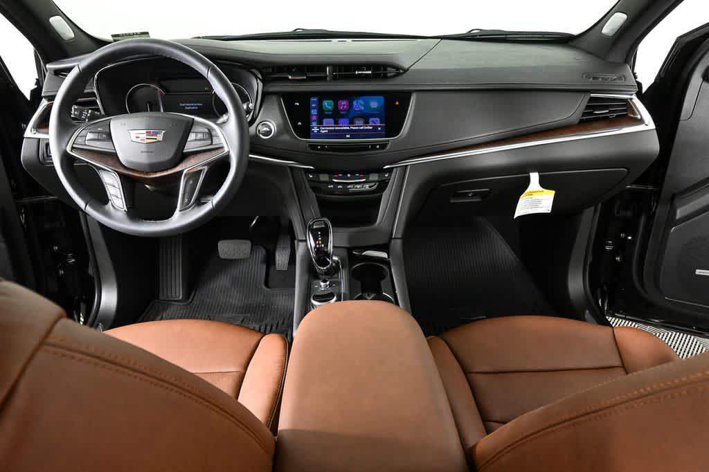 new 2025 Cadillac XT5 car, priced at $53,964
