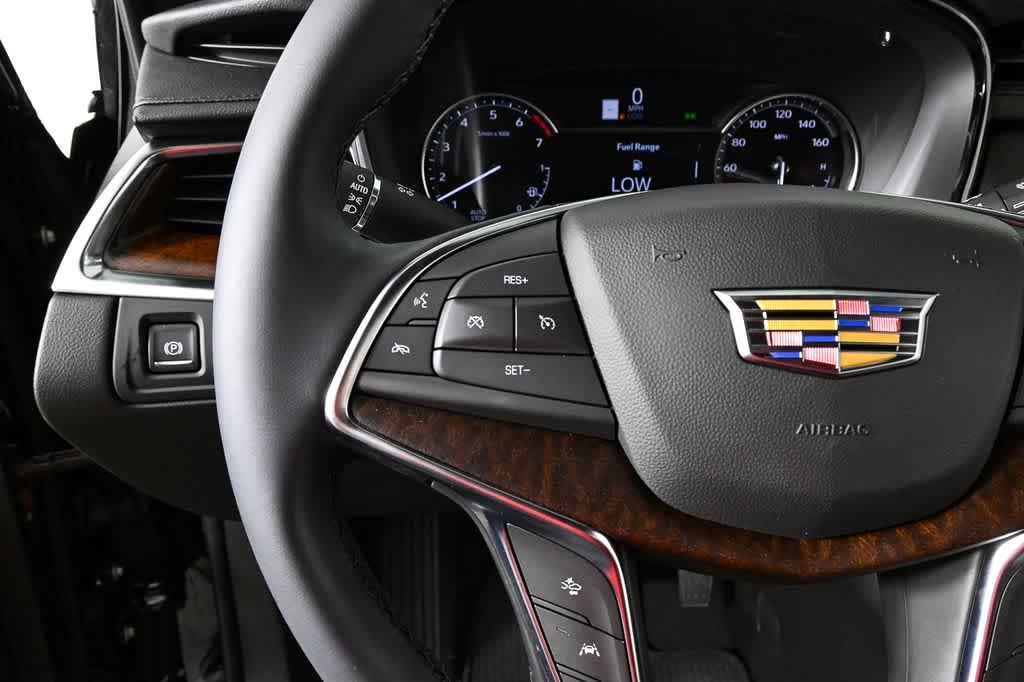 new 2025 Cadillac XT5 car, priced at $53,964