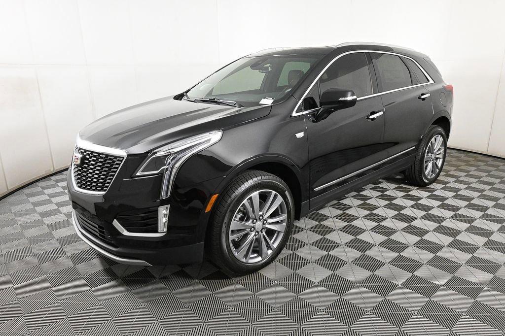 new 2025 Cadillac XT5 car, priced at $53,964