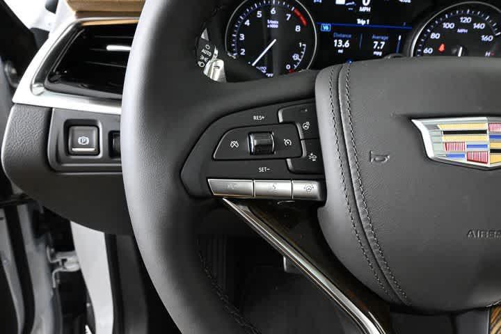 new 2025 Cadillac XT6 car, priced at $71,515