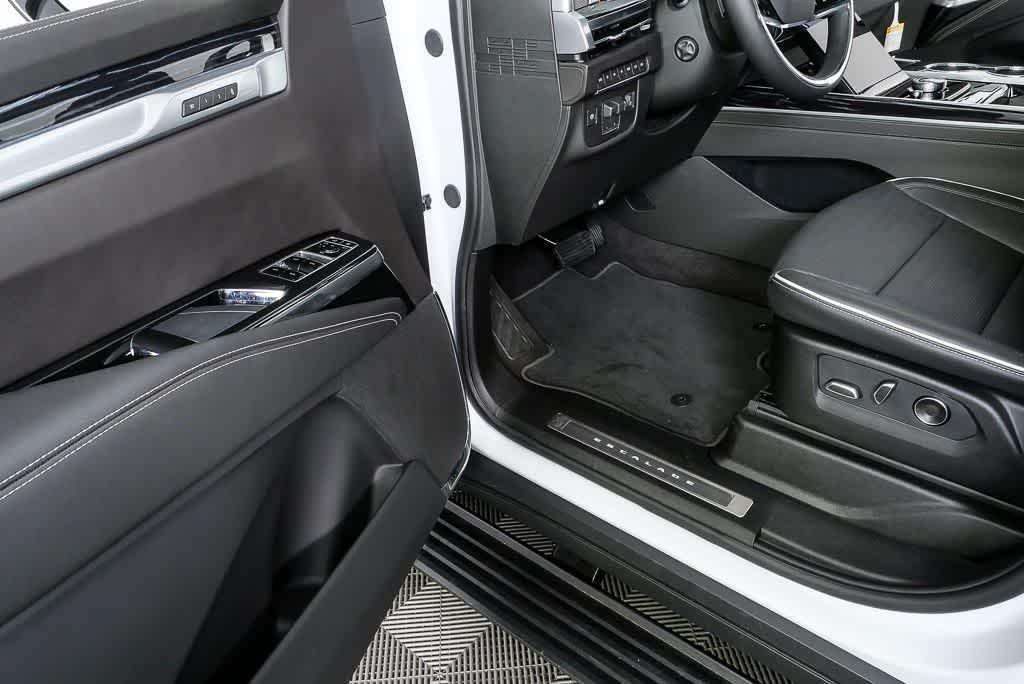 new 2026 Cadillac Escalade car, priced at $114,065