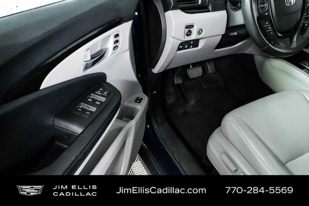 used 2018 Honda Pilot car, priced at $19,450