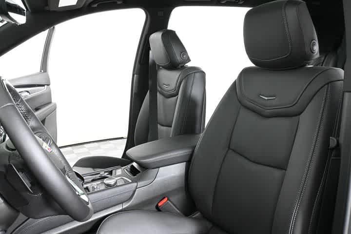 new 2025 Cadillac XT6 car, priced at $61,260