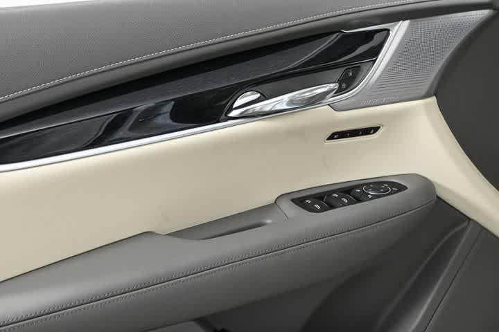 new 2025 Cadillac XT6 car, priced at $57,509