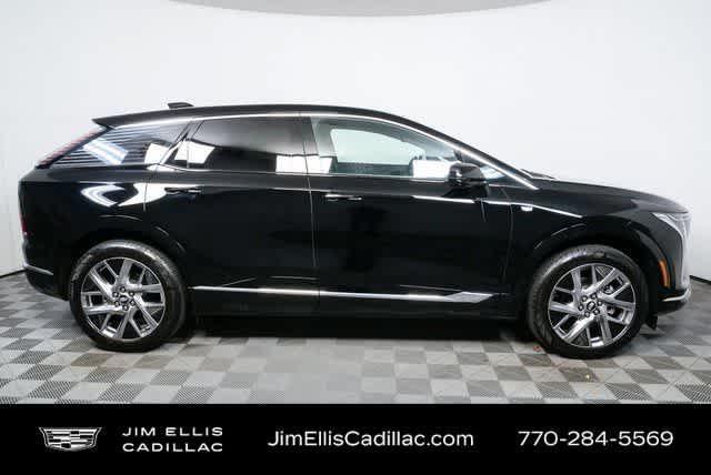 used 2025 Cadillac OPTIQ car, priced at $45,865