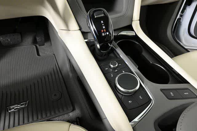 new 2025 Cadillac XT6 car, priced at $60,760