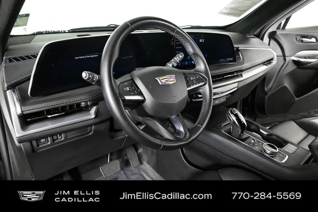 used 2025 Cadillac XT4 car, priced at $31,500