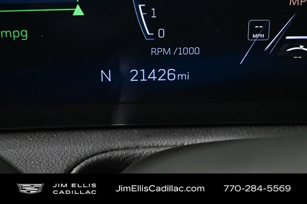 used 2025 Cadillac XT4 car, priced at $31,500