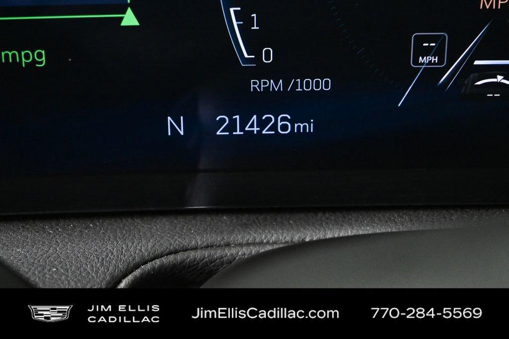 used 2025 Cadillac XT4 car, priced at $32,000