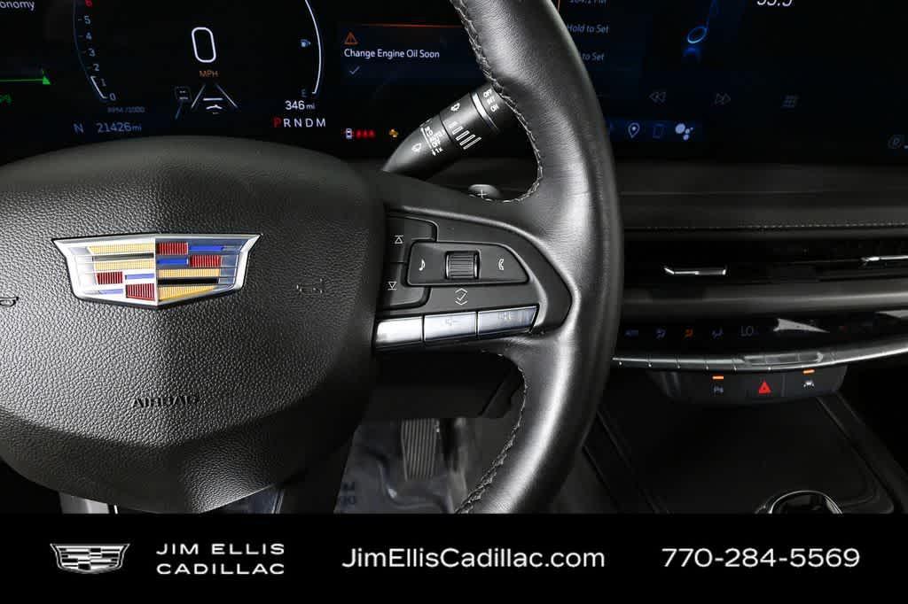 used 2025 Cadillac XT4 car, priced at $31,500