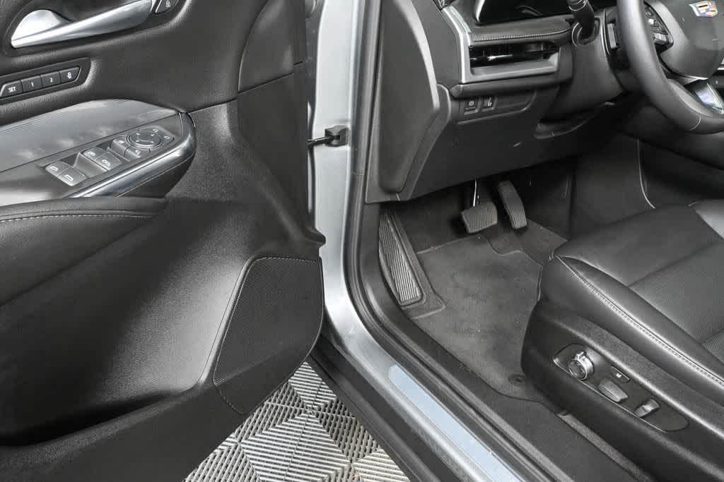 new 2024 Cadillac XT4 car, priced at $39,915