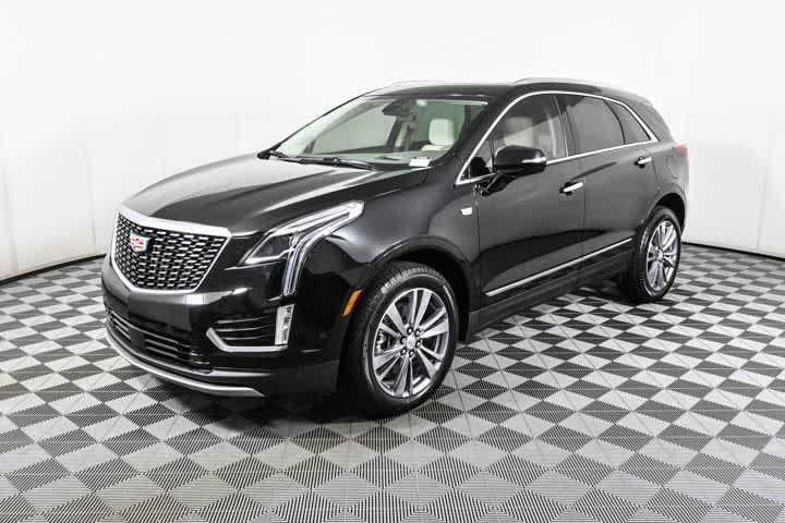 new 2025 Cadillac XT5 car, priced at $56,585