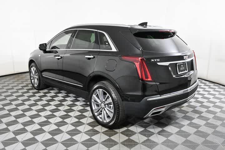 new 2025 Cadillac XT5 car, priced at $56,585