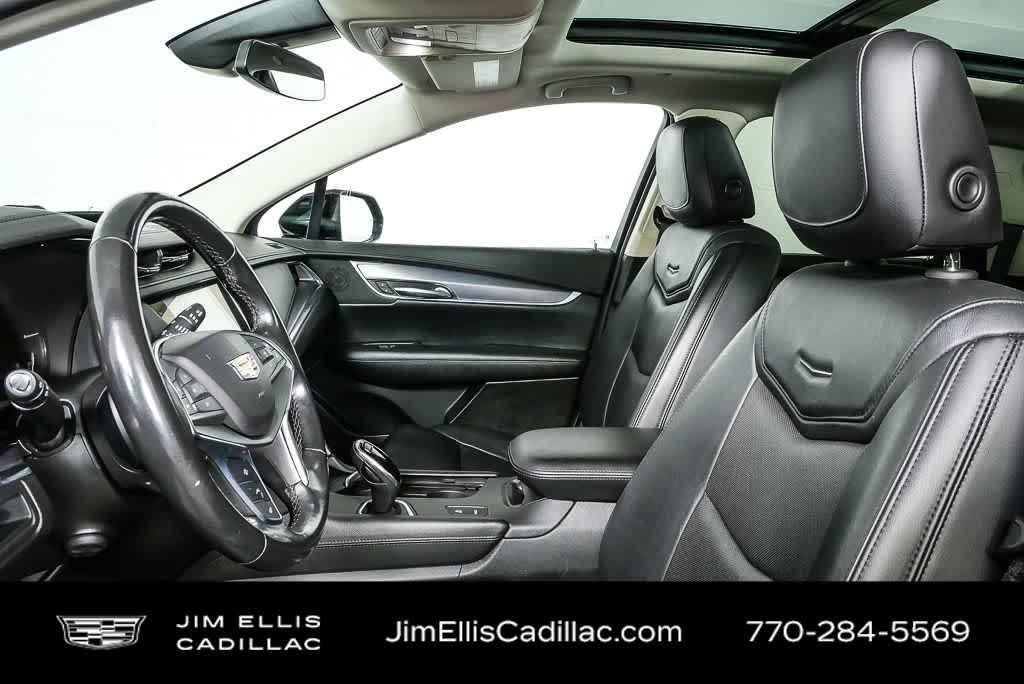 used 2018 Cadillac XT5 car, priced at $20,000
