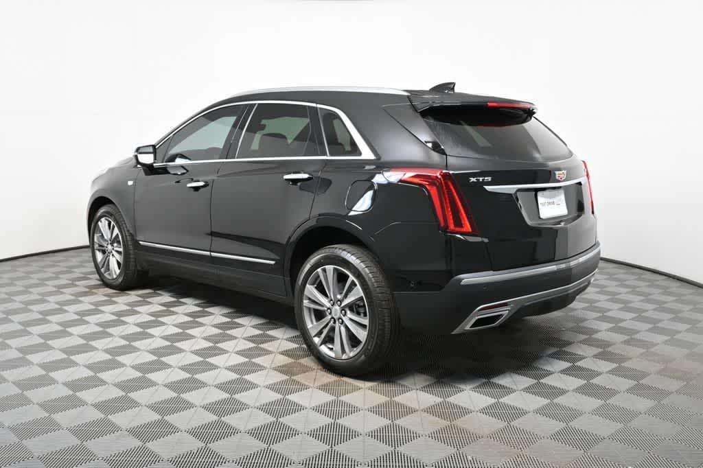 new 2026 Cadillac XT5 car, priced at $53,095
