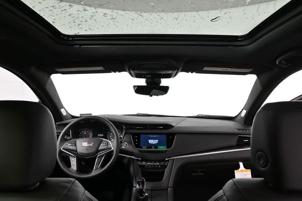 new 2026 Cadillac XT5 car, priced at $53,095