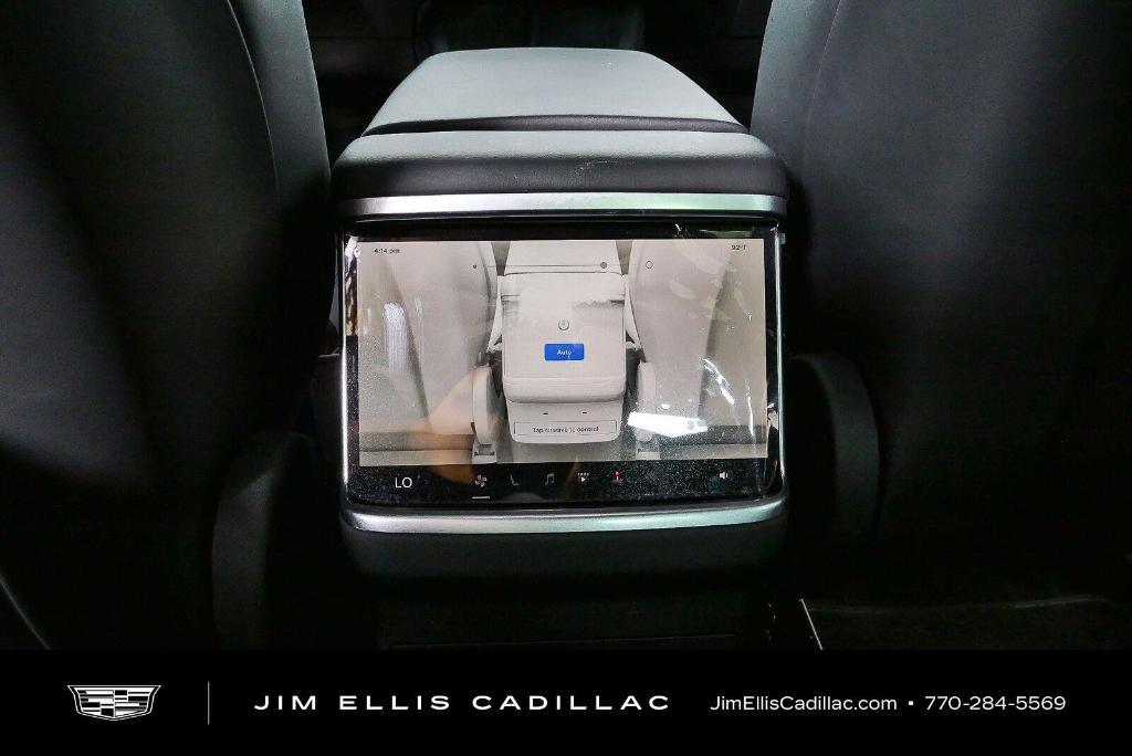 Tesla Model X view 15