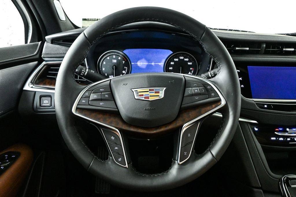 new 2024 Cadillac XT5 car, priced at $49,660
