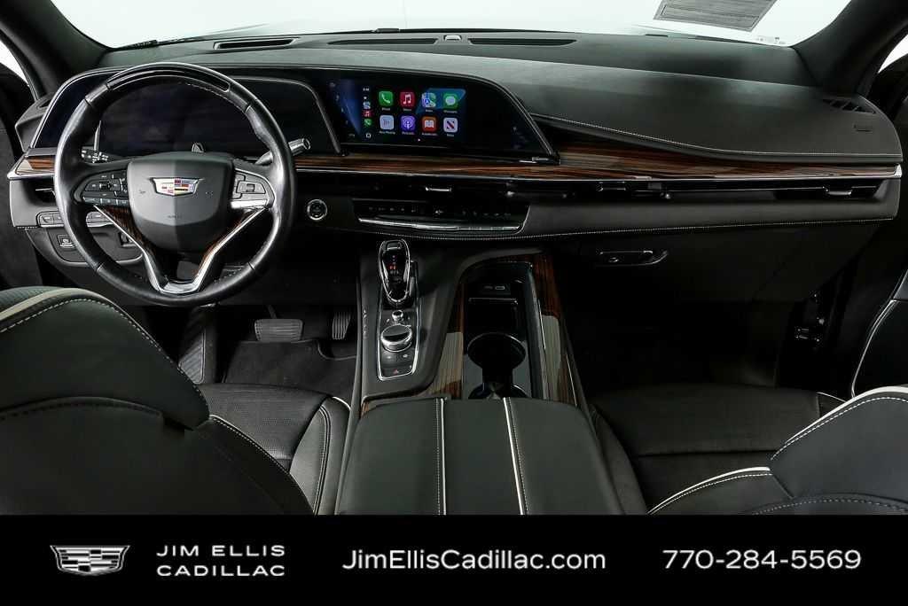 used 2024 Cadillac Escalade ESV car, priced at $74,677