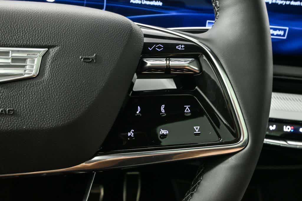 new 2025 Cadillac OPTIQ car, priced at $48,815