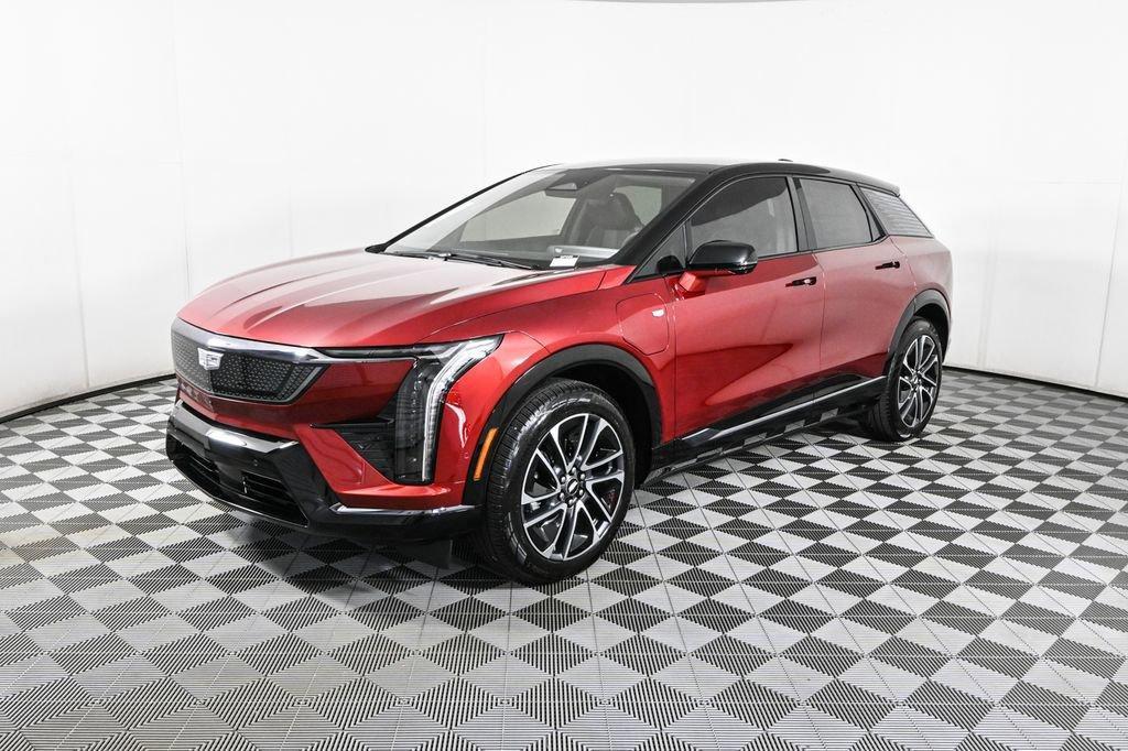 new 2025 Cadillac OPTIQ car, priced at $49,815