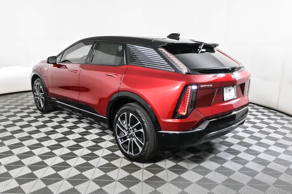 new 2025 Cadillac OPTIQ car, priced at $48,815