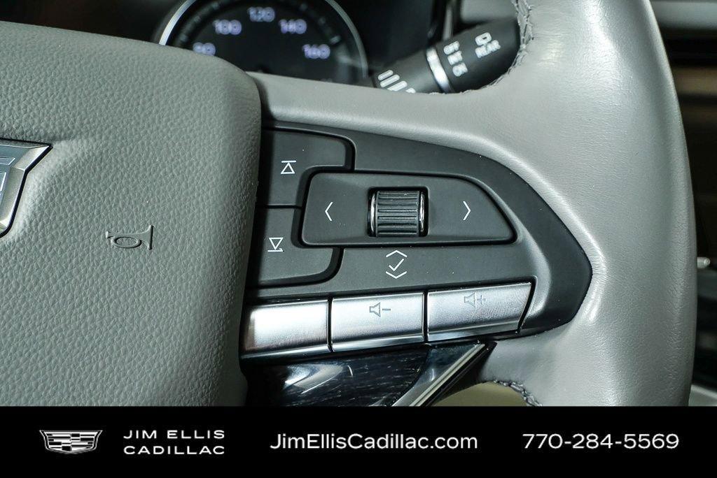 used 2023 Cadillac XT6 car, priced at $38,254