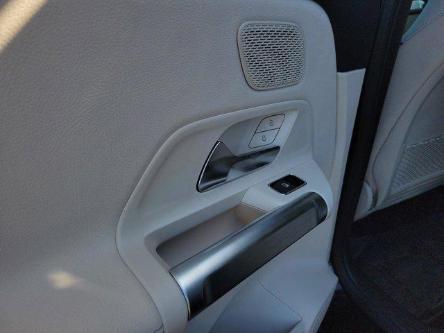 new 2026 Mercedes-Benz GLB 250 car, priced at $51,270