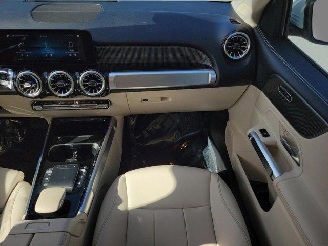 used 2022 Mercedes-Benz GLB 250 car, priced at $28,900