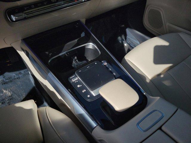 used 2022 Mercedes-Benz GLB 250 car, priced at $28,900