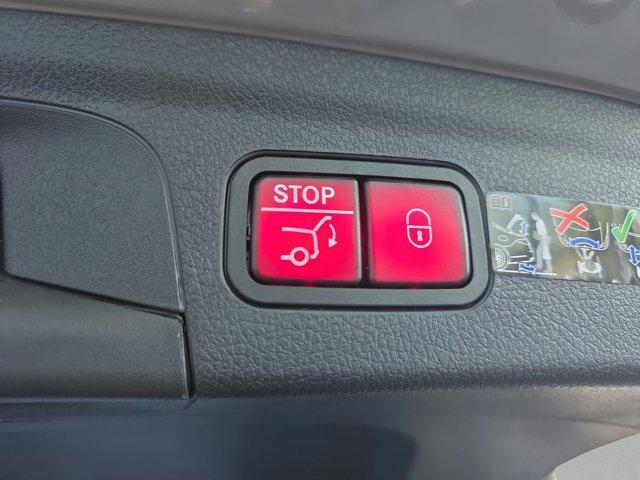 new 2026 Mercedes-Benz GLE 580 car, priced at $104,105