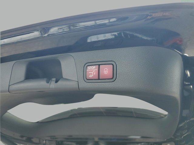 new 2026 Mercedes-Benz GLB 250 car, priced at $49,815