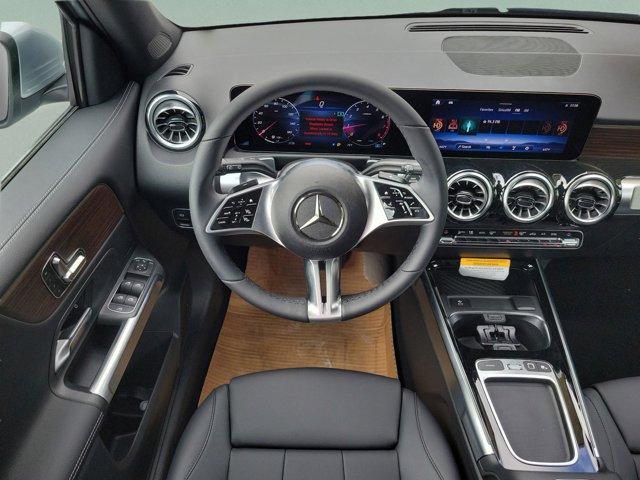 new 2026 Mercedes-Benz GLB 250 car, priced at $49,325