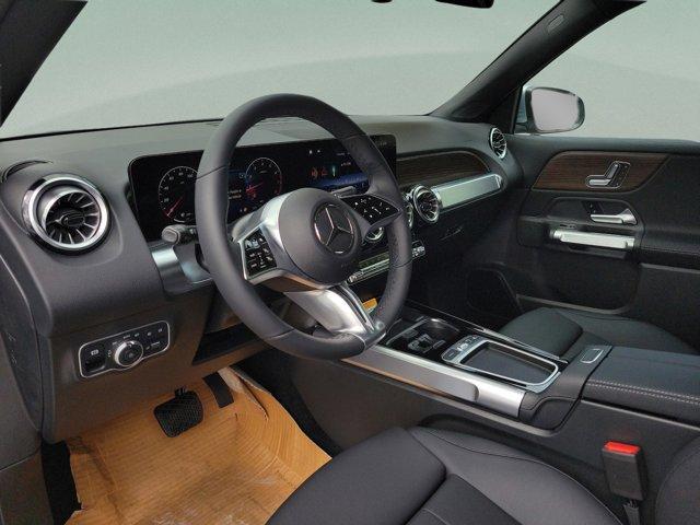 new 2026 Mercedes-Benz GLB 250 car, priced at $49,325