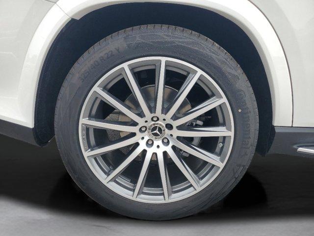 new 2026 Mercedes-Benz GLS 580 car, priced at $120,235