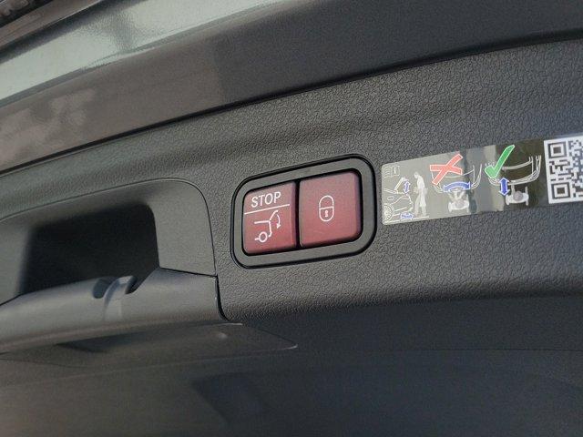 new 2026 Mercedes-Benz GLE 450 car, priced at $81,295