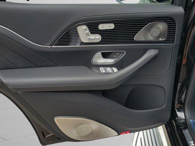 new 2026 Mercedes-Benz Maybach GLS 600 car, priced at $209,555