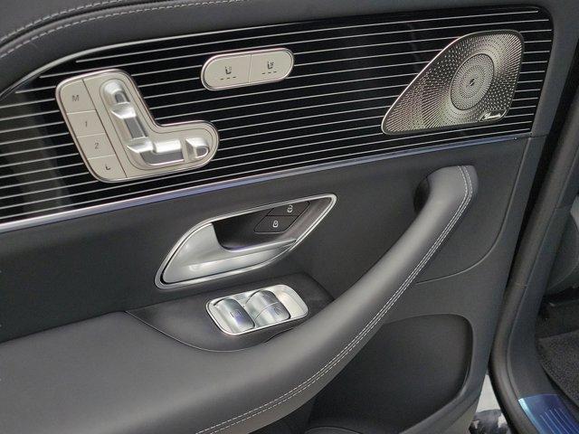 new 2026 Mercedes-Benz Maybach GLS 600 car, priced at $209,555