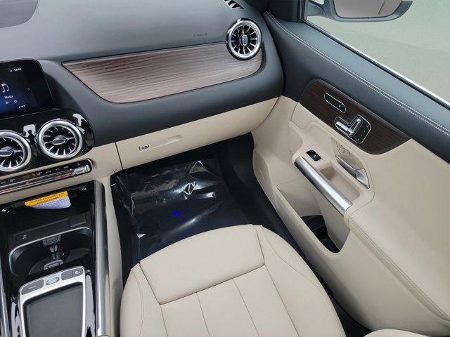 new 2026 Mercedes-Benz GLA 250 car, priced at $47,445