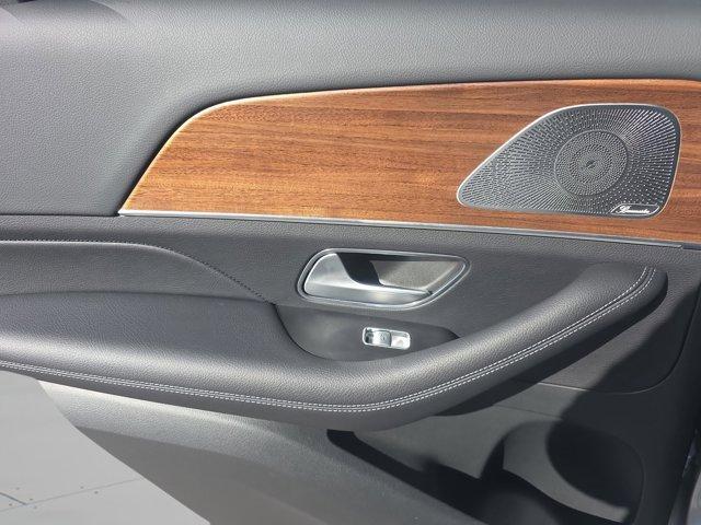 used 2025 Mercedes-Benz GLE 580 car, priced at $77,997