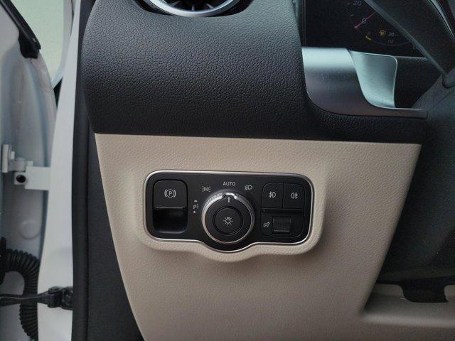 used 2025 Mercedes-Benz GLB 250 car, priced at $43,800