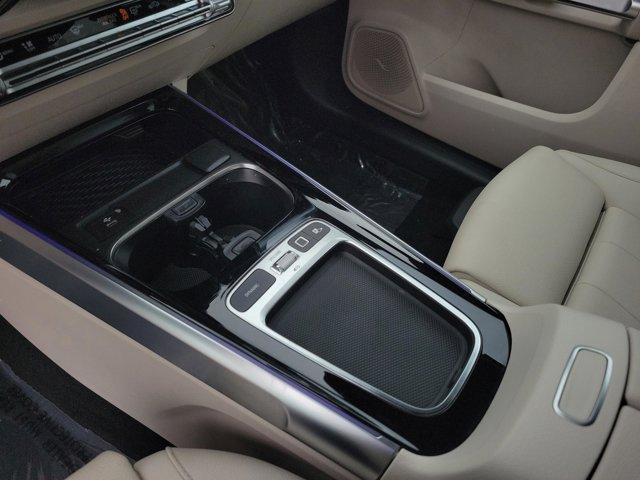 used 2025 Mercedes-Benz GLB 250 car, priced at $43,800