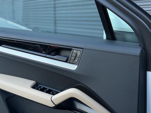 new 2025 Porsche Cayenne car, priced at $123,085