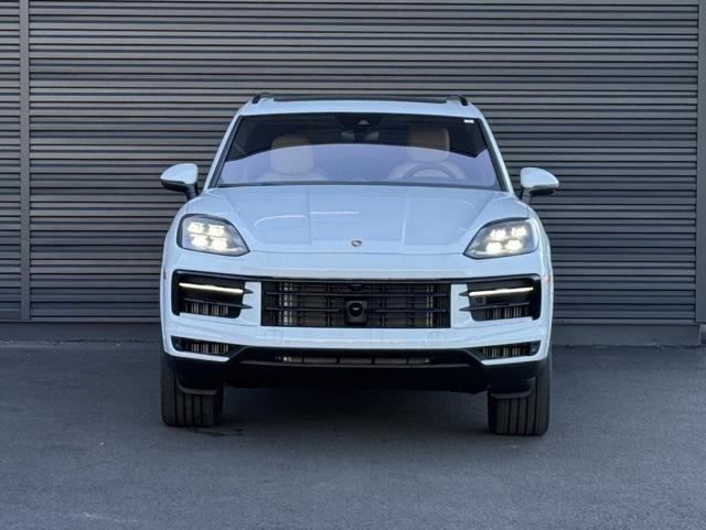 new 2025 Porsche Cayenne car, priced at $123,085